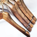 Вешалки деревянные для всех типов одежды Италия VIP, 44 см (09-05-10)