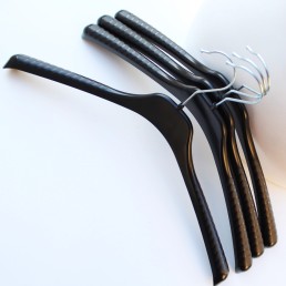 Плечики вешалки пластиковые для трикотажа черные, 38 см (02-22-04)