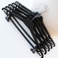 Плечики вешалки пластиковые для костюмов черные, 35 см (02-24-10)
