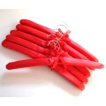 Плічка вішалки атласні для делікатних речей червоні, 38 см (08-01-07)