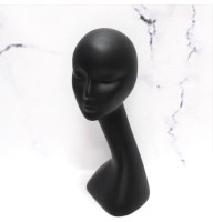 Манекен голова для шапок женская черная (106-01-03)