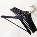 Дерев'яні плічка вішалки для одягу чорні, 44 см, 5 шт (09-11-07)
